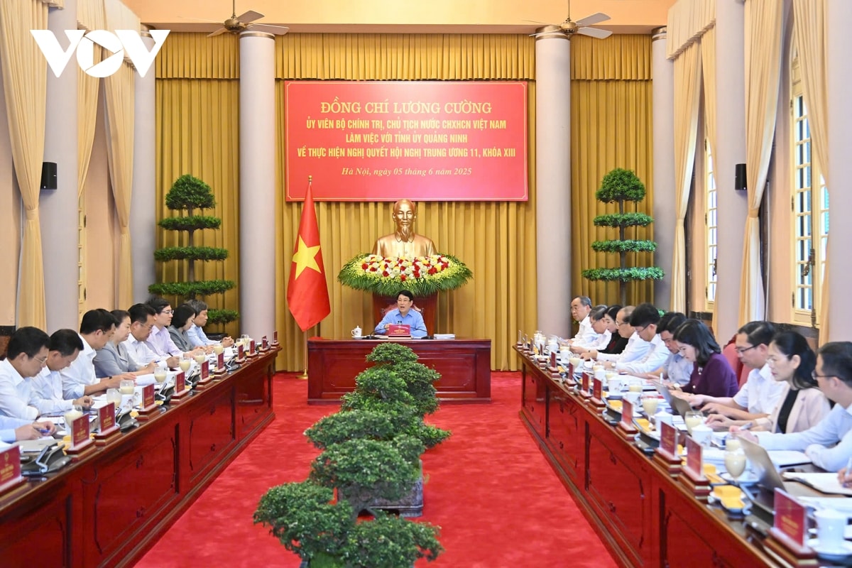 chủ tịch nước lương cường làm việc với tỉnh ủy quảng ninh hình ảnh 1 chu tich nuoc luong cuong lam viec voi tinh uy quang ninh hinh anh 1