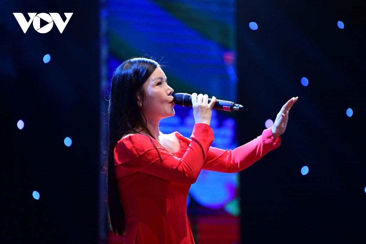 toan canh buoi gap mat nhan ky niem 100 nam ngay bao chi cach mang viet nam tai vov hinh anh 14