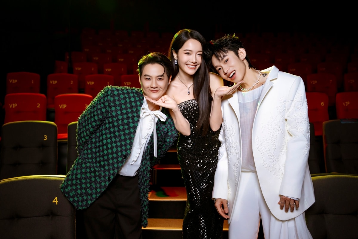 dưới đáy hồ có thanh duy đóng chính dẫn đầu doanh thu phòng vé hình ảnh 1 duoi day ho co thanh duy dong chinh dan dau doanh thu phong ve hinh anh 1