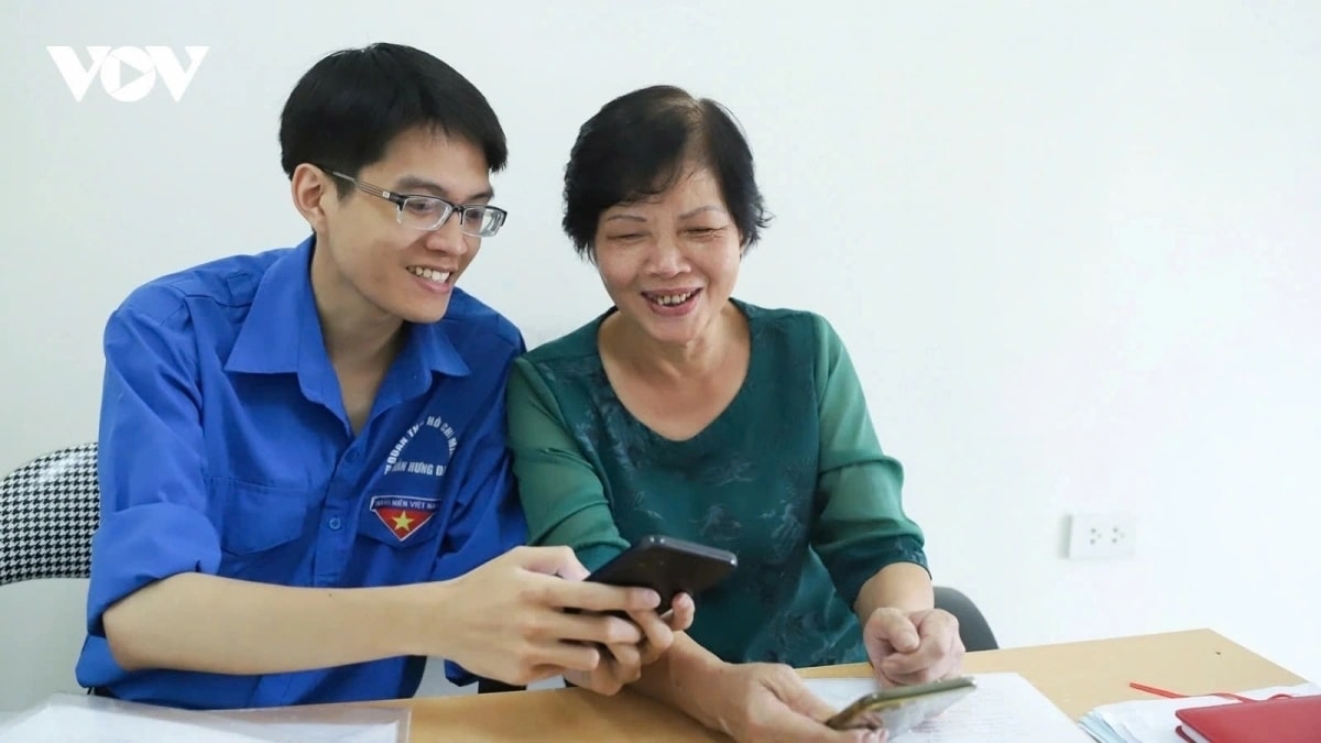 hoàn thành lấy ý kiến nhân dân về sửa đổi hiến pháp Ý Đảng gặp lòng dân hình ảnh 1 hoan thanh lay y kien nhan dan ve sua doi hien phap Y Dang gap long dan hinh anh 1