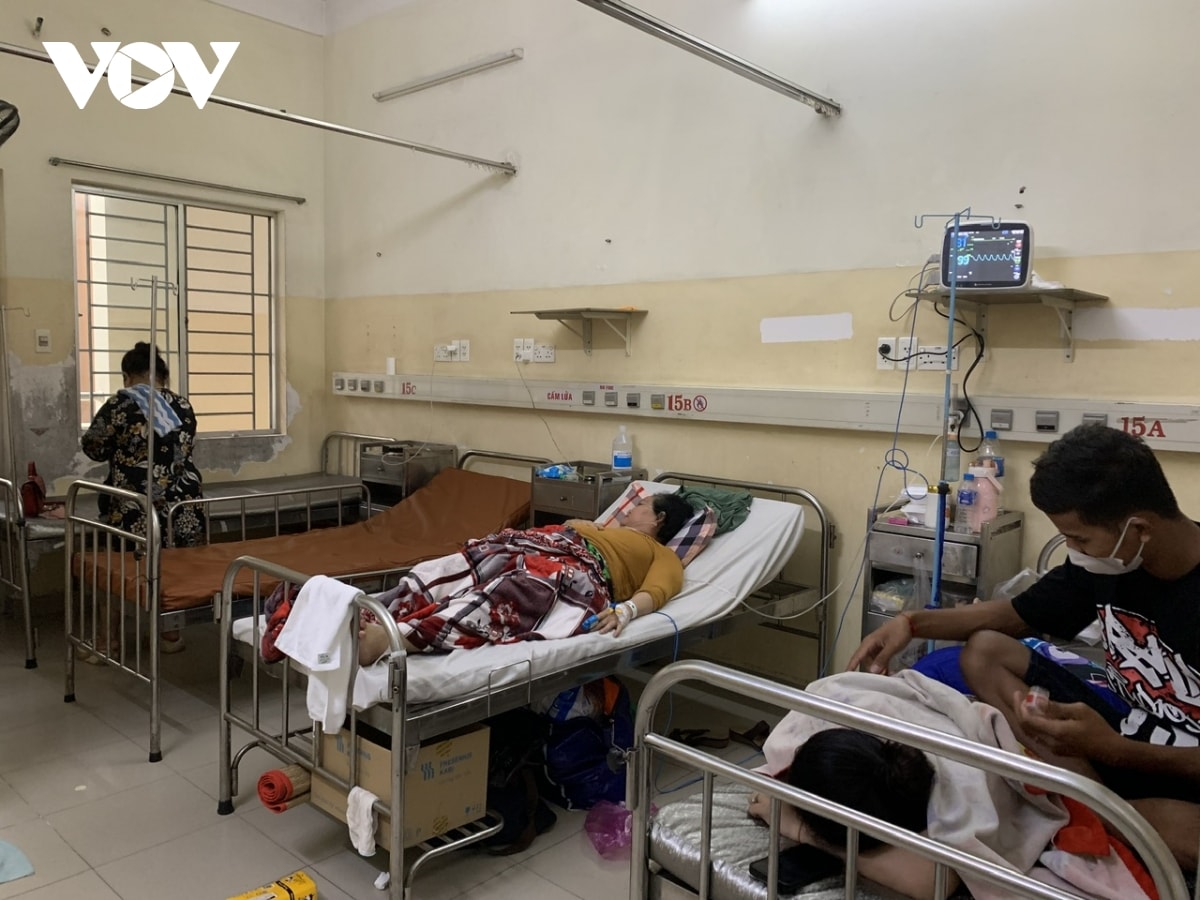 covid-19 tăng nhanh tại tp.hcm nhóm nguy cơ vẫn cần đặc biệt cảnh giác hình ảnh 2 covid-19 tang nhanh tai tp.hcm nhom nguy co van can dac biet canh giac hinh anh 2