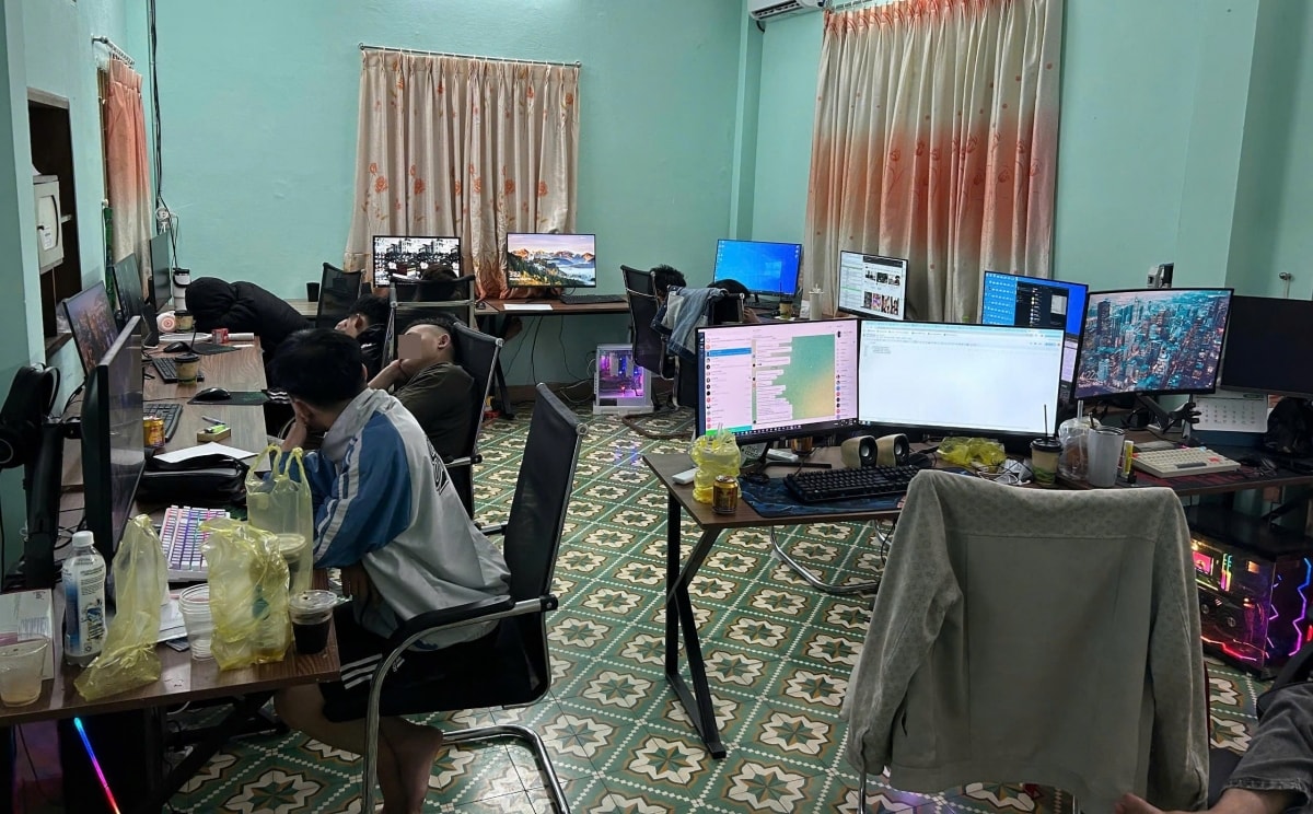 phát hiện nhóm đối tượng chiếm đoạt hàng chục ngàn tài khoản ngân hàng hình ảnh 2 phat hien nhom doi tuong chiem doat hang chuc ngan tai khoan ngan hang hinh anh 2