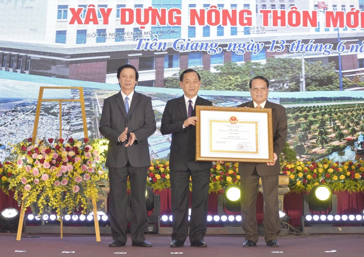 tiền giang được công nhận hoàn thành nhiệm vụ xây dựng nông thôn mới hình ảnh 1 tien giang duoc cong nhan hoan thanh nhiem vu xay dung nong thon moi hinh anh 1