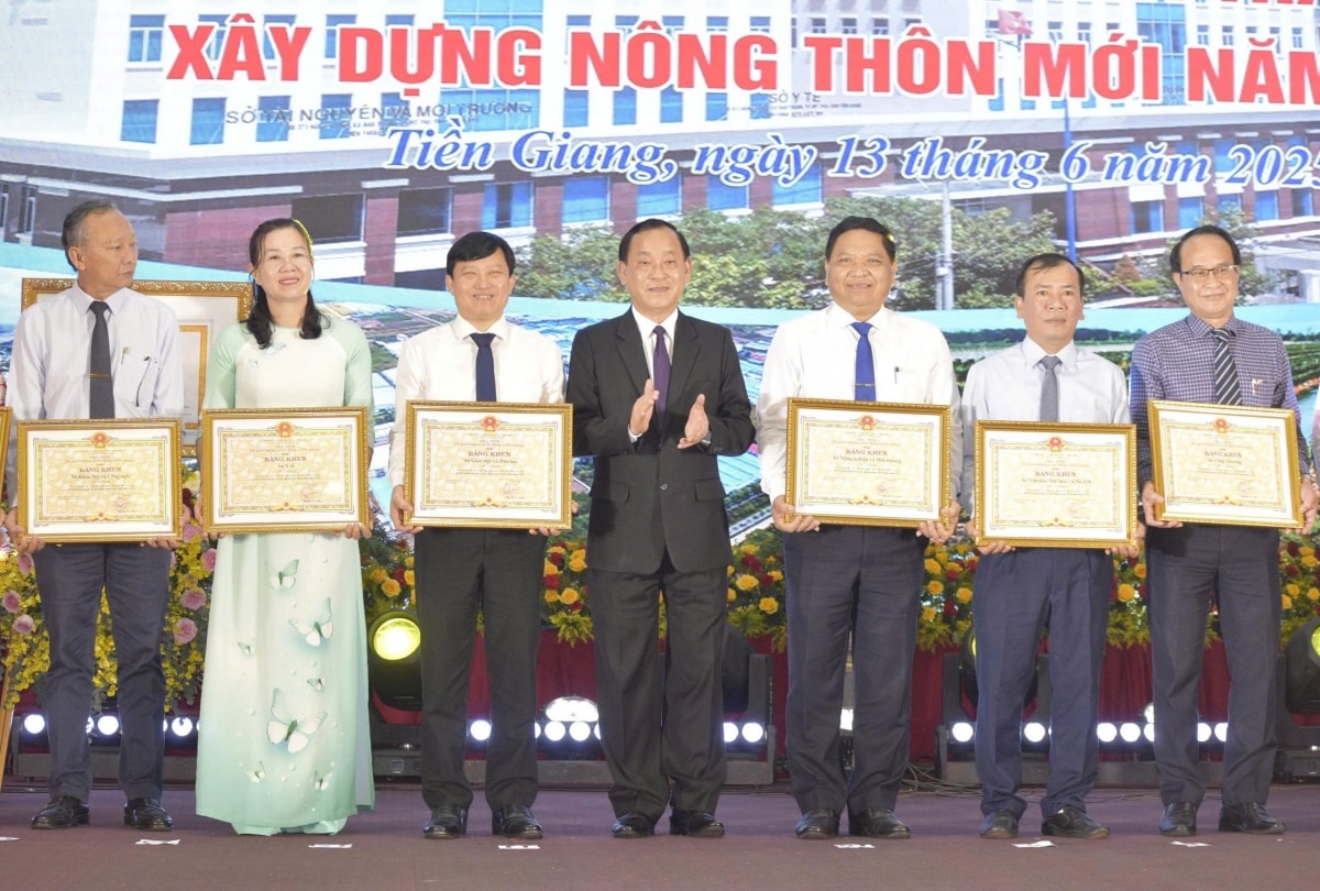 tiền giang được công nhận hoàn thành nhiệm vụ xây dựng nông thôn mới hình ảnh 2 tien giang duoc cong nhan hoan thanh nhiem vu xay dung nong thon moi hinh anh 2