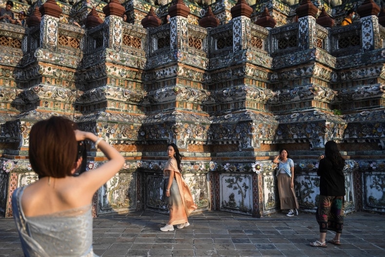 khách trung quốc giảm mạnh, thái lan chi hàng triệu usd trợ giá các chuyến bay hình ảnh 1 khach trung quoc giam manh, thai lan chi hang trieu usd tro gia cac chuyen bay hinh anh 1