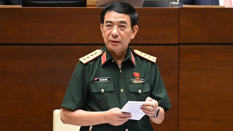 bộ trưởng phan văn giang quân cốt tinh, không cốt đông hình ảnh 2 bo truong phan van giang quan cot tinh, khong cot dong hinh anh 2