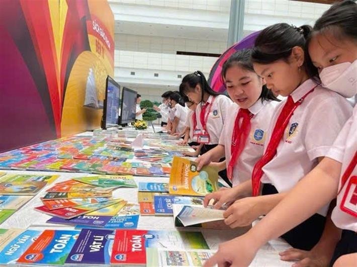 rà soát, điều chỉnh một số nội dung trong chương trình giáo dục phổ thông hình ảnh 1 ra soat, dieu chinh mot so noi dung trong chuong trinh giao duc pho thong hinh anh 1