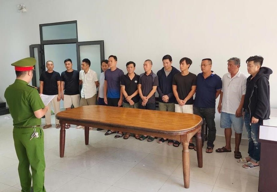 bắt đối tượng cầm đầu đường dây cá độ bóng đá trên 2.000 tỷ đồng hình ảnh 3 bat doi tuong cam dau duong day ca do bong da tren 2.000 ty dong hinh anh 3