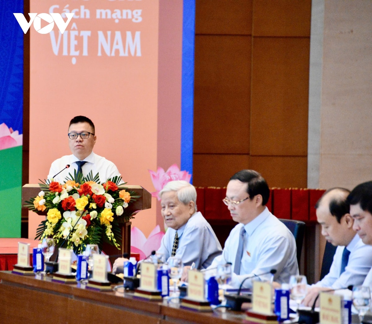 báo chí đưa quốc hội lại gần với cử tri hình ảnh 3 bao chi dua quoc hoi lai gan voi cu tri hinh anh 3
