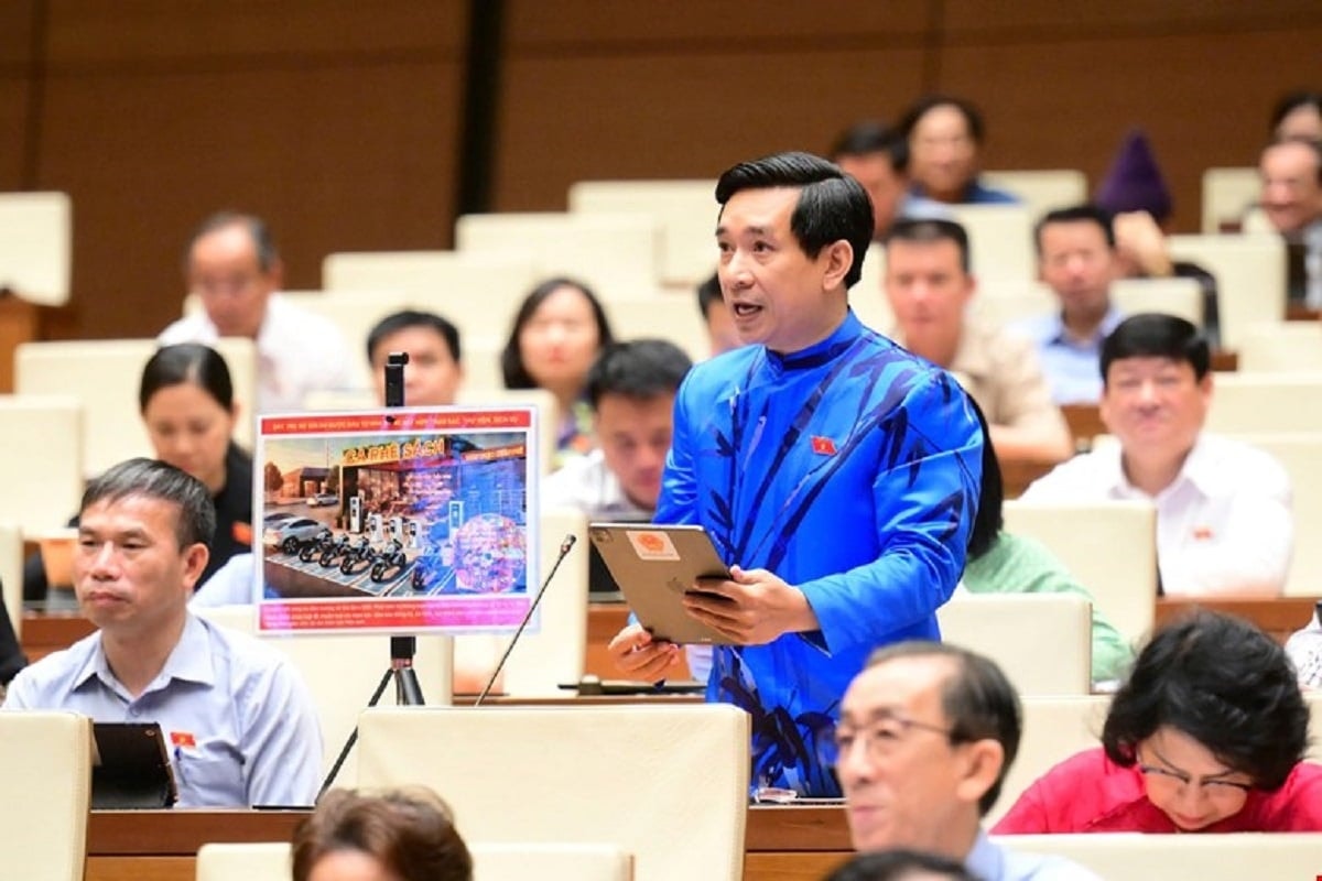Đại biểu Nguyễn Văn Cảnh (Ảnh: Media Quốc hội).