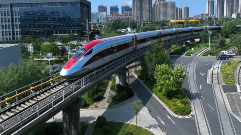 Luật đường sắt sửa đổi nhằm tháo gỡ vướng mắc cho việc triển khai xây dựng đường sắt (Ảnh minh hoạ).