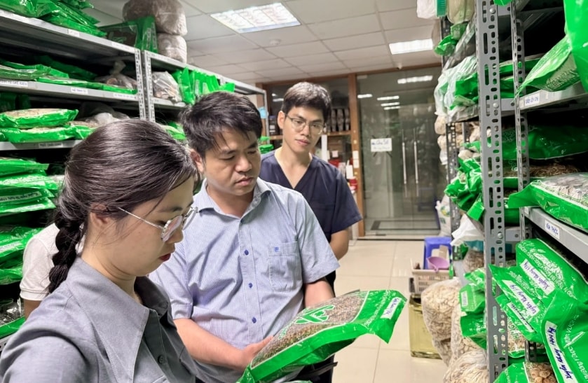 bộ y tế yêu cầu tiêu hủy hơn 800 ống thuốc điều trị bệnh lý thần kinh hình ảnh 1 bo y te yeu cau tieu huy hon 800 ong thuoc dieu tri benh ly than kinh hinh anh 1