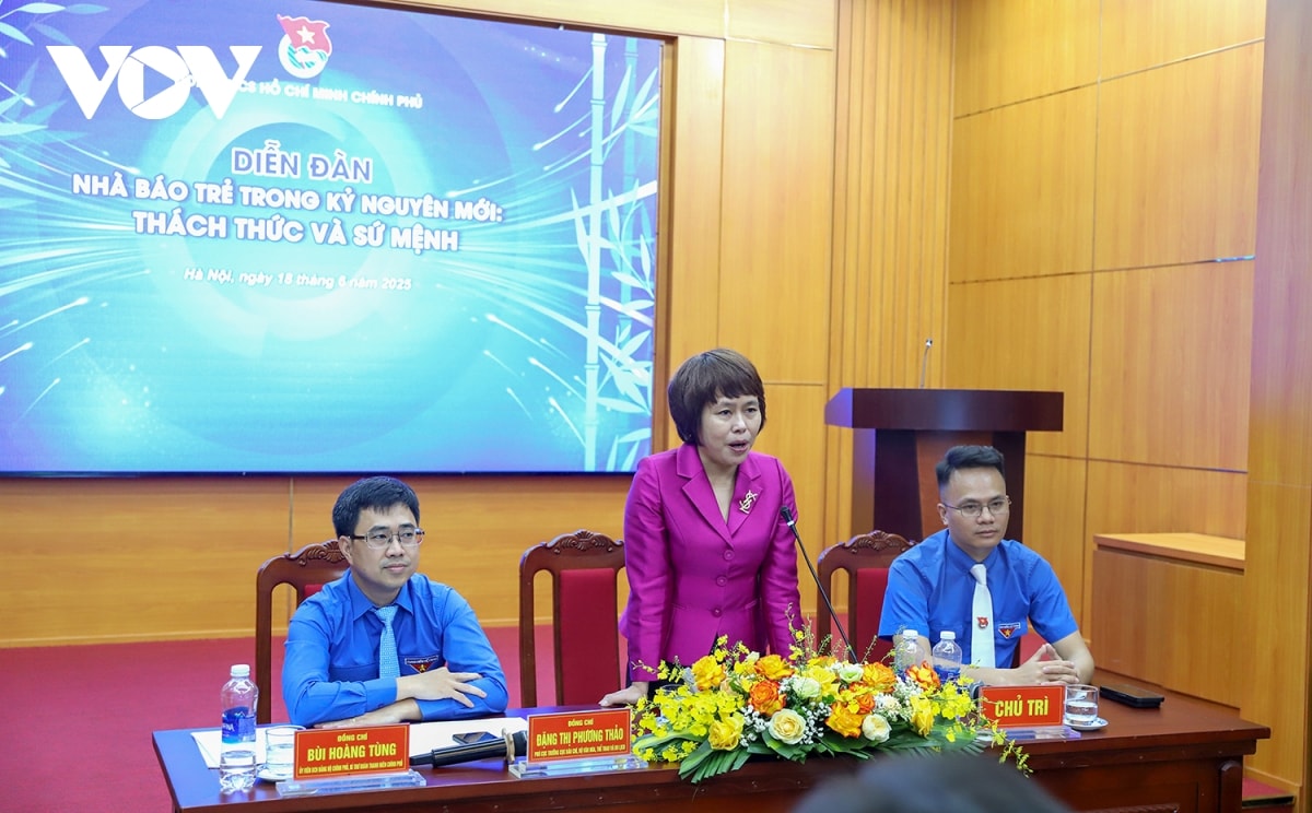 nhà báo trẻ xung kích, dấn thân trong kỷ nguyên mới hình ảnh 4 nha bao tre xung kich, dan than trong ky nguyen moi hinh anh 4