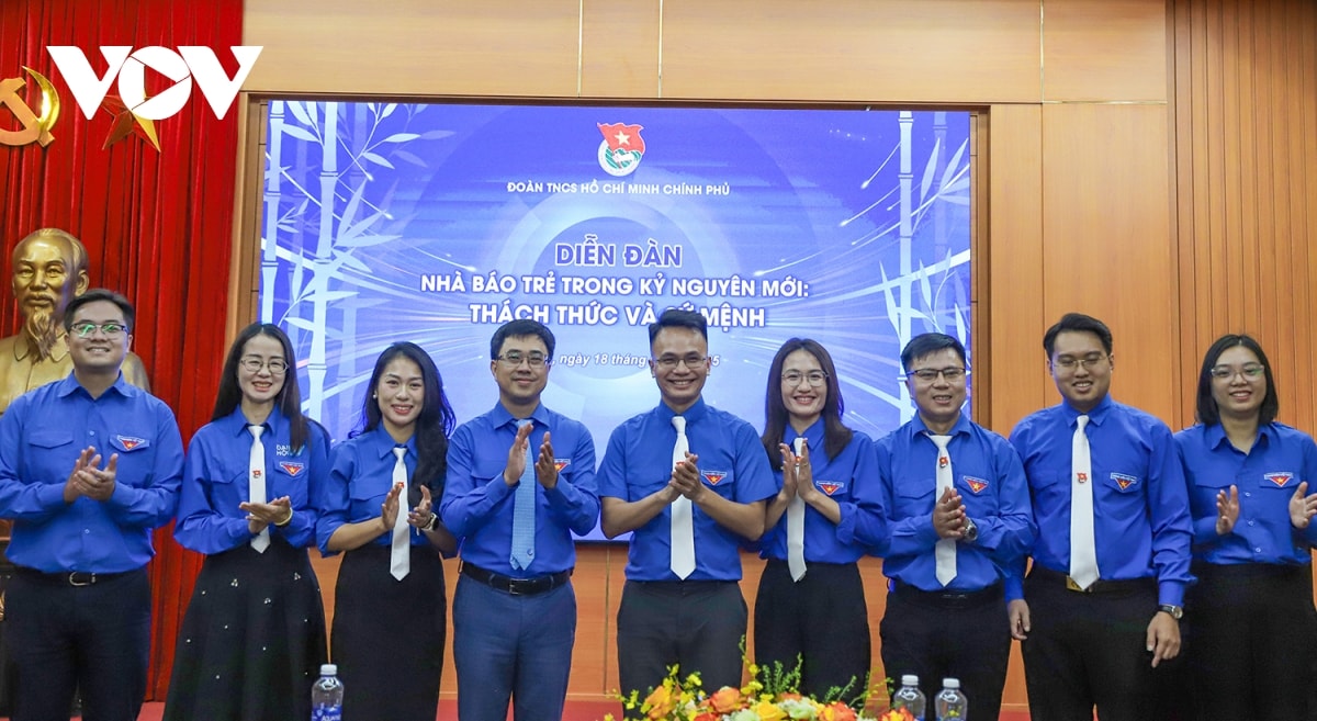 nhà báo trẻ xung kích, dấn thân trong kỷ nguyên mới hình ảnh 6 nha bao tre xung kich, dan than trong ky nguyen moi hinh anh 6