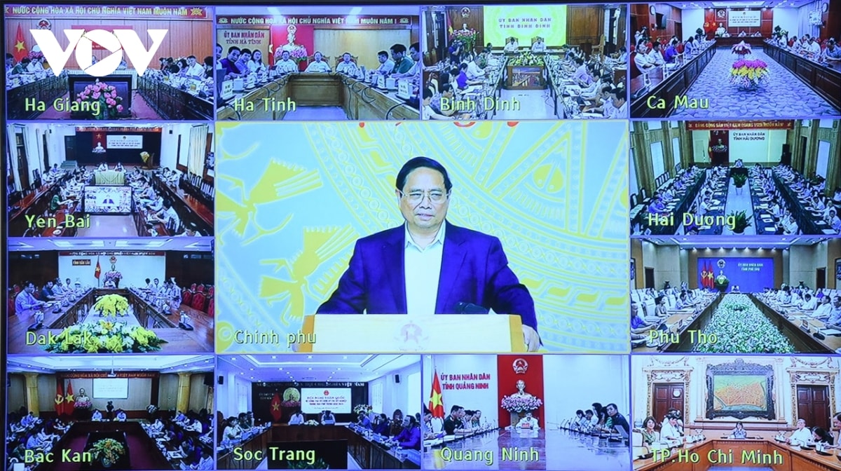 thu tuong chu tri hoi nghi toan quoc chuan bi ky thi tot nghiep thpt nam 2025 hinh anh 2