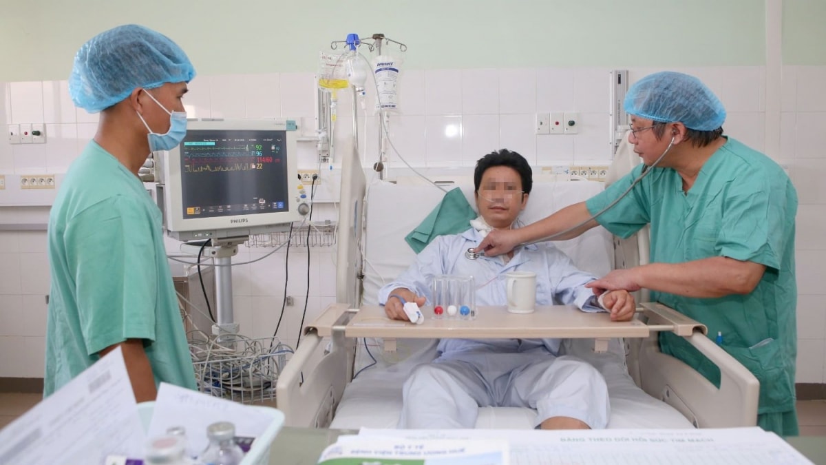 bệnh viện trung ương huế thực hiện thành công 4 ca ghép tạng xuyên việt hình ảnh 2 benh vien trung uong hue thuc hien thanh cong 4 ca ghep tang xuyen viet hinh anh 2