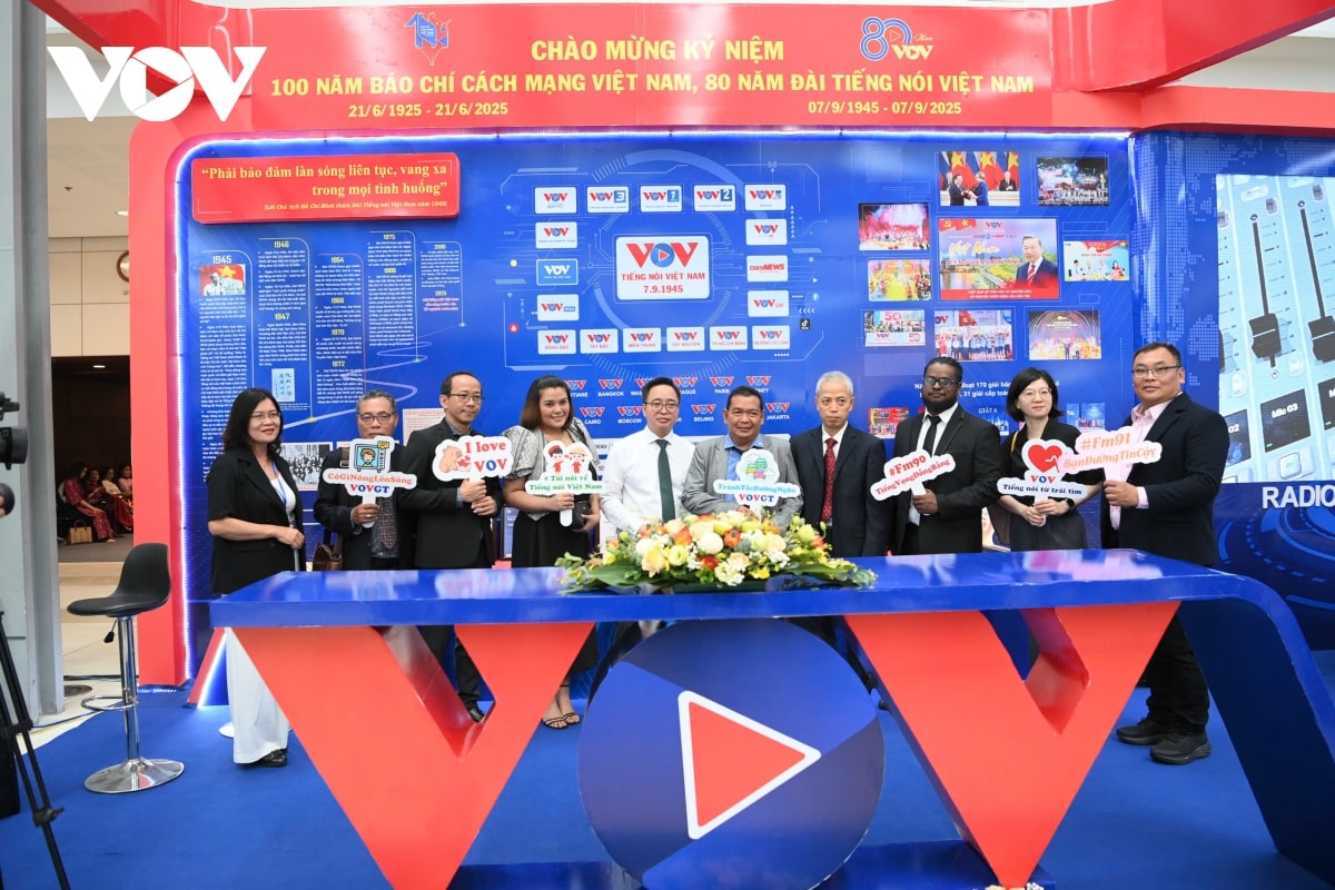 hoi bao toan quoc 2025 nhieu hoat dong soi noi tai gian trung bay cua vov hinh anh 16