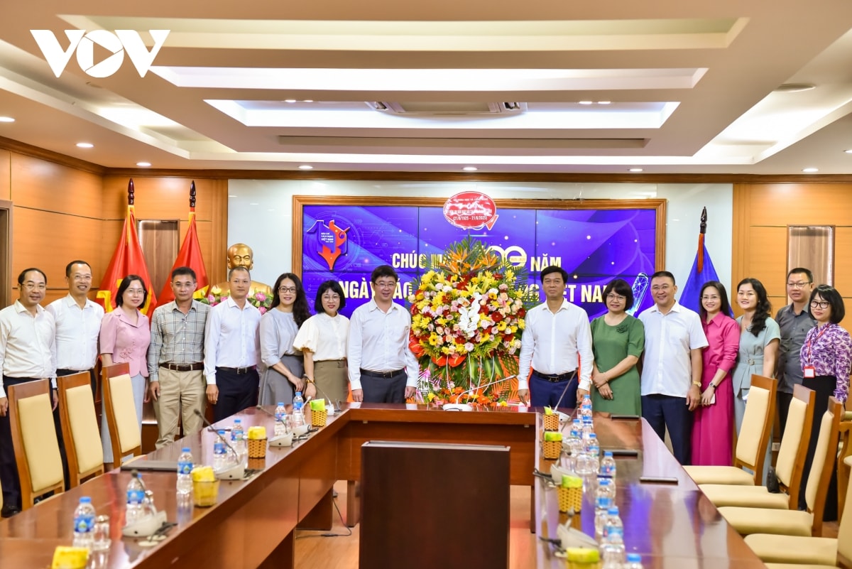 vov da khang dinh vai tro co quan bao chi chu luc quoc gia hinh anh 6