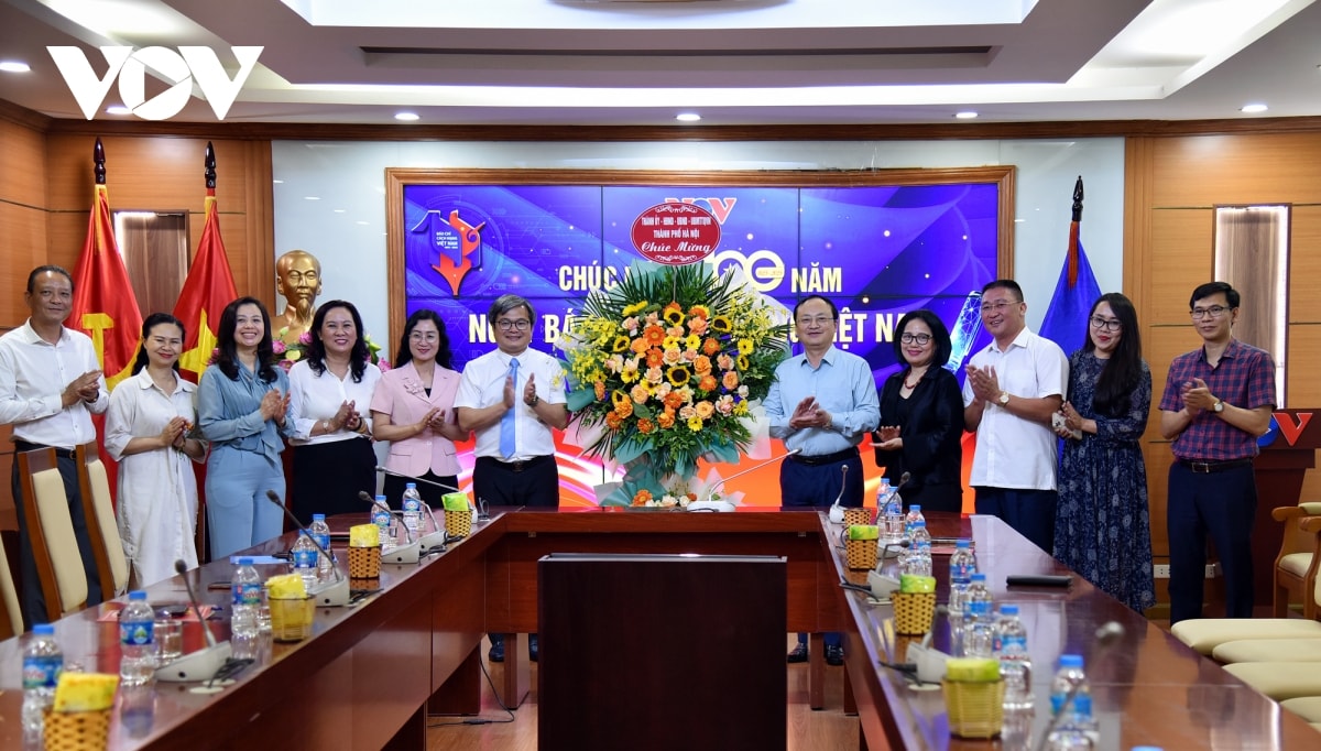 vov da khang dinh vai tro co quan bao chi chu luc quoc gia hinh anh 3