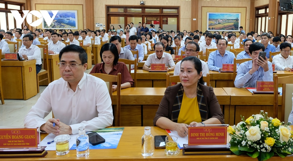 quảng ngãi giao nhiệm vụ cho lãnh đạo chủ chốt 56 xã phường, đặc khu mới hình ảnh 2 quang ngai giao nhiem vu cho lanh dao chu chot 56 xa phuong, dac khu moi hinh anh 2