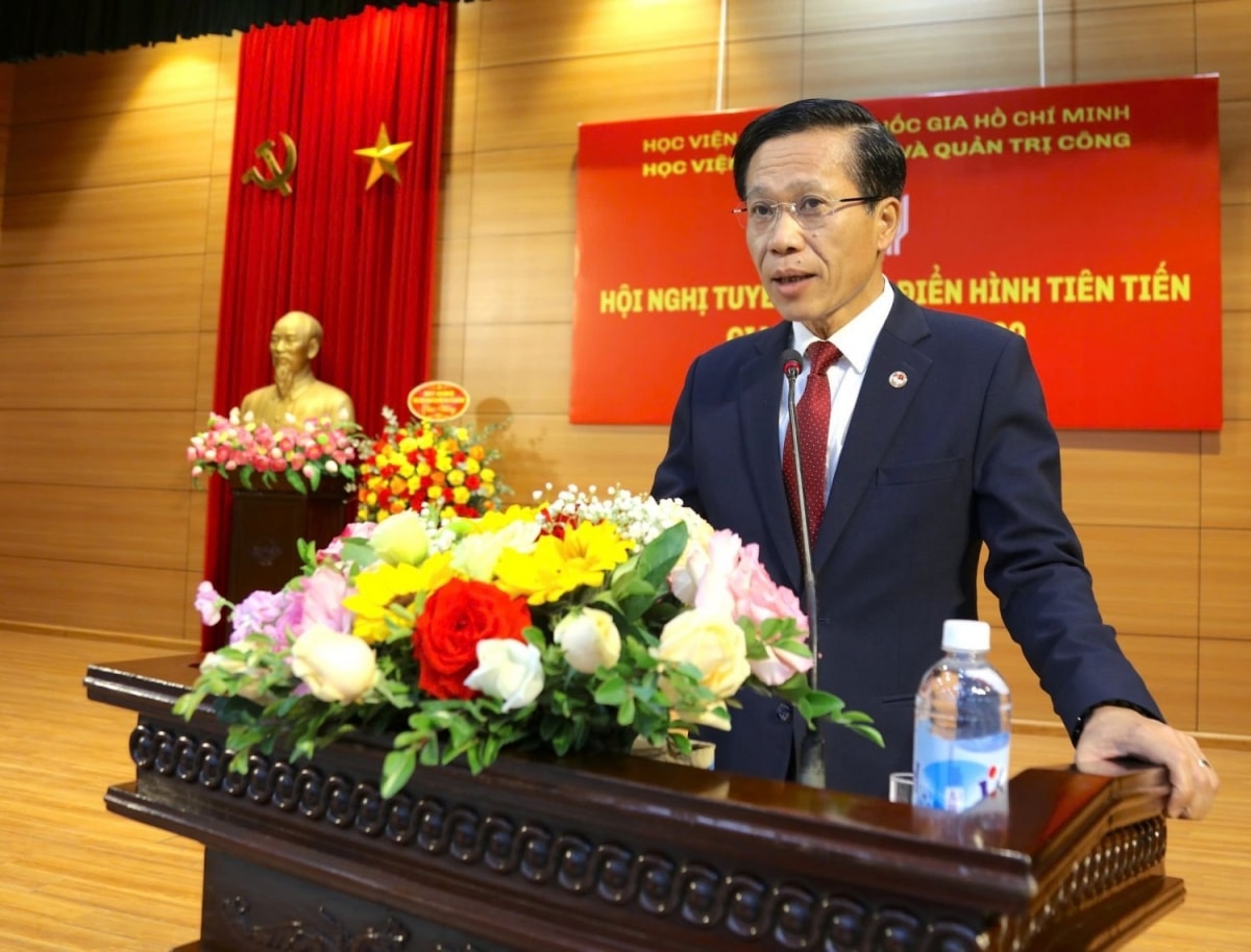 báo chí dẫn dắt và kiến tạo dòng chảy tư tưởng hình ảnh 1 bao chi dan dat va kien tao dong chay tu tuong hinh anh 1