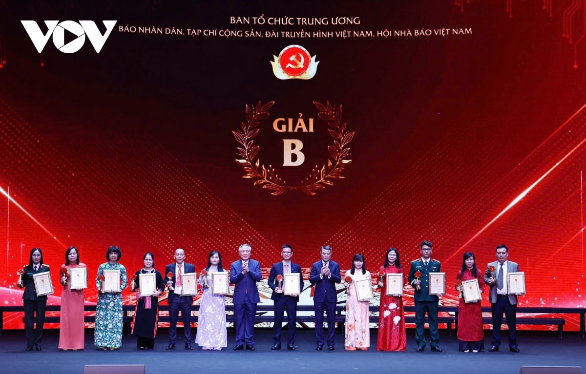 hun đúc tình yêu nghề trong điều kiện địa bàn vất vả, khó khăn hình ảnh 5 hun duc tinh yeu nghe trong dieu kien dia ban vat va, kho khan hinh anh 5