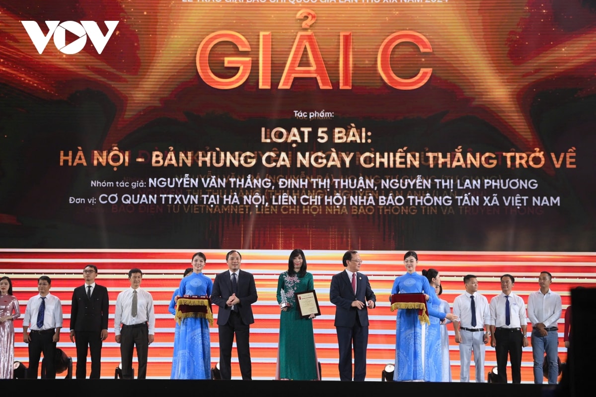 toan canh le trao giai bao chi quoc gia lan thu 19 - nam 2024 hinh anh 8