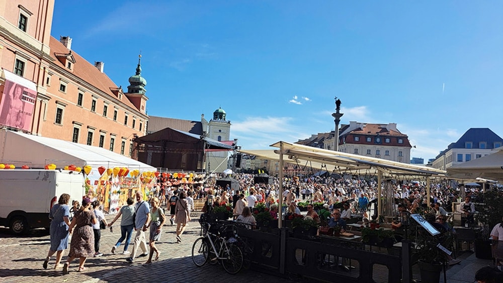 lễ hội văn hóa, du lịch việt nam tại trung tâm thành cổ warsaw, ba lan hình ảnh 2 le hoi van hoa, du lich viet nam tai trung tam thanh co warsaw, ba lan hinh anh 2
