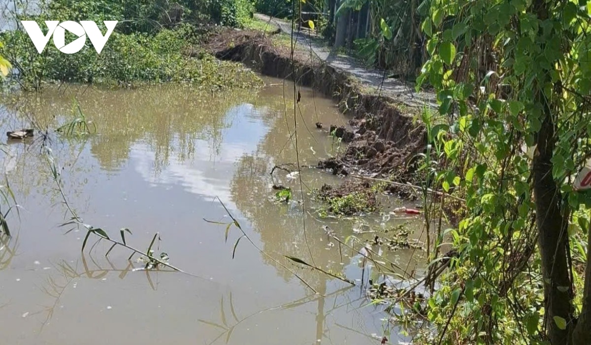 hậu giang tăng cường ứng phó với nguy cơ mưa lớn, sạt lở đất hình ảnh 1 hau giang tang cuong ung pho voi nguy co mua lon, sat lo dat hinh anh 1