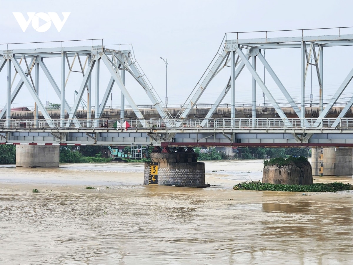 lũ sông ở bắc giang dâng cao, hàng trăm ha hoa màu bị ảnh hưởng hình ảnh 3 lu song o bac giang dang cao, hang tram ha hoa mau bi anh huong hinh anh 3