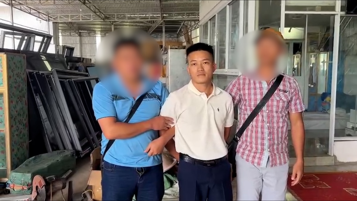 công an Điện biên phối hợp bắt giữ đối tượng truy nã nguy hiểm tại lào hình ảnh 1 cong an Dien bien phoi hop bat giu doi tuong truy na nguy hiem tai lao hinh anh 1