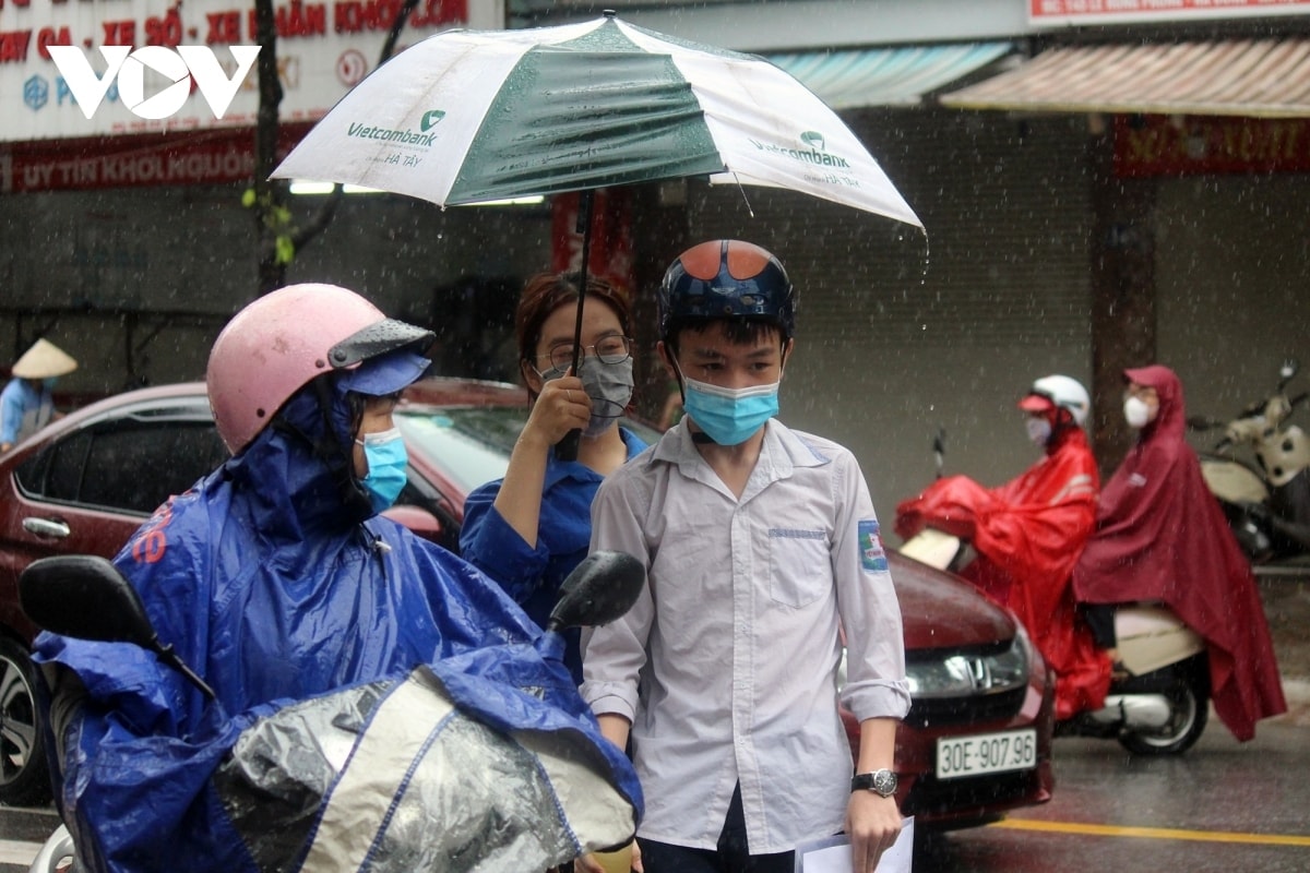 thời tiết trong kỳ thi tốt nghiệp diễn biến ra sao hình ảnh 2 thoi tiet trong ky thi tot nghiep dien bien ra sao hinh anh 2