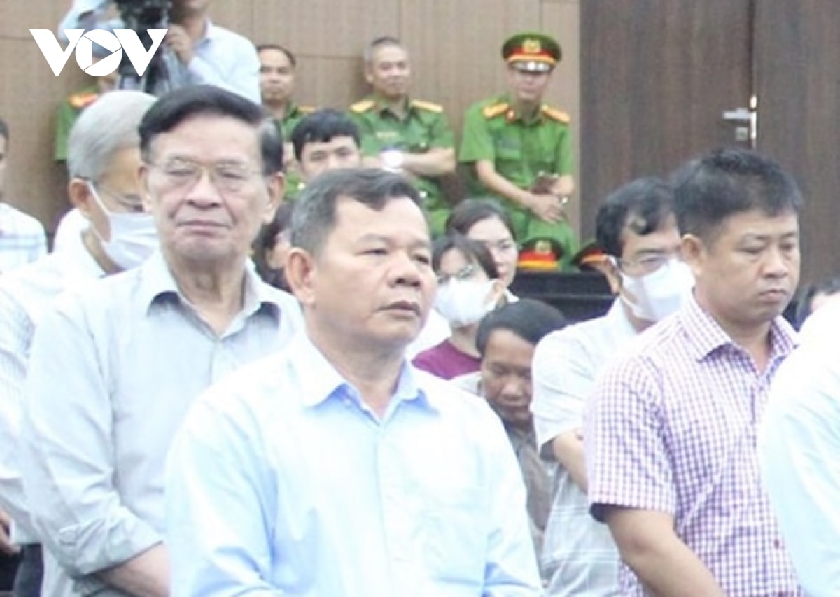xét xử vụ án phúc sơn cựu giám đốc sở nhận hối lộ hơn 27 tỷ đồng khai gì hình ảnh 1 xet xu vu an phuc son cuu giam doc so nhan hoi lo hon 27 ty dong khai gi hinh anh 1