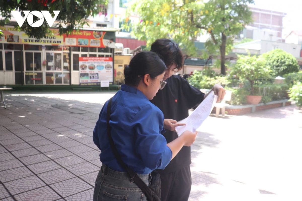lan dau de van khong con ngu lieu sgk, si tu hy vong an diem phan nghi luan hinh anh 7