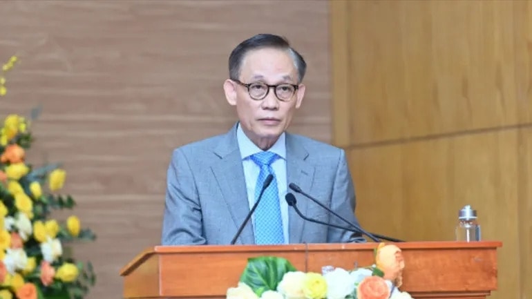Ông lê hoài trung giữ chức bí thư Đảng ủy cơ quan Đảng ủy các cơ quan Đảng trung ương hình ảnh 1 Ong le hoai trung giu chuc bi thu Dang uy co quan Dang uy cac co quan Dang trung uong hinh anh 1