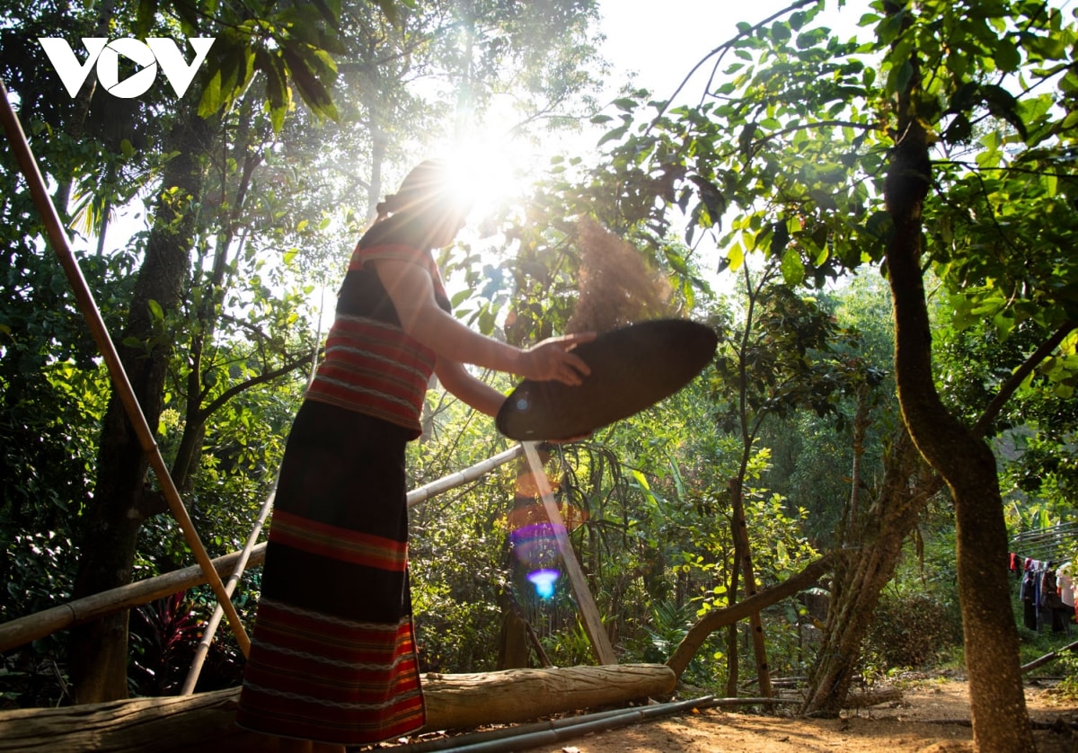 kham pha mua he mat lanh o hue, tu bien loc binh den dinh bach ma hinh anh 10