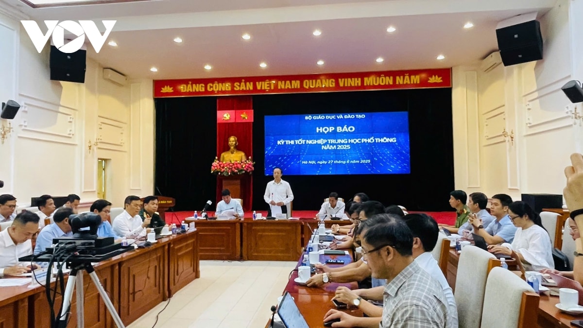 lọt đề thi tốt nghiệp thpt 2025 bộ công an vào cuộc, xử lý nghiêm không có vùng cấm hình ảnh 1 lot de thi tot nghiep thpt 2025 bo cong an vao cuoc, xu ly nghiem khong co vung cam hinh anh 1