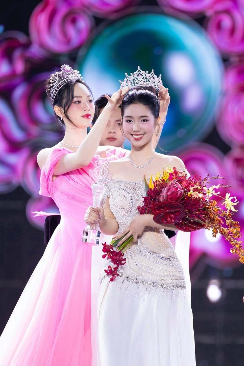 Trần Ngọc Châu Anh trở thành Á hậu 1 Hoa hậu Việt Nam 2024.