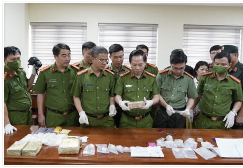 triệt xóa đường dây mua bán trái phép chất ma túy liên tỉnh hình ảnh 1 triet xoa duong day mua ban trai phep chat ma tuy lien tinh hinh anh 1