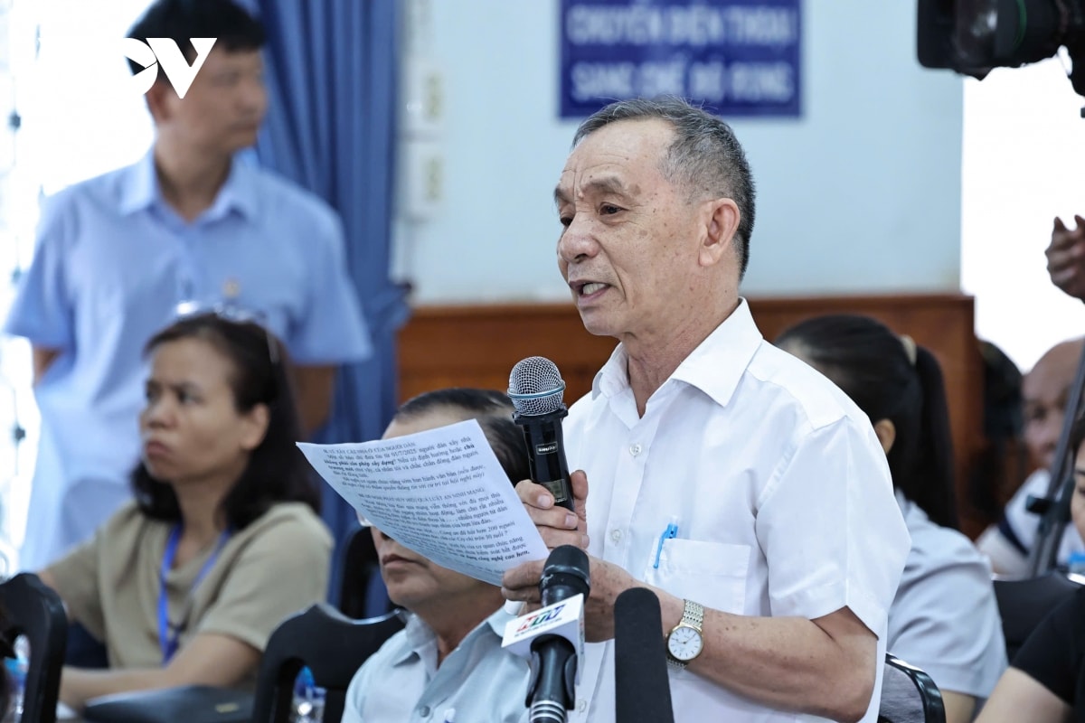 chủ tịch nước lương cường tiếp xúc cử tri tp.hcm sau kỳ họp thứ 9 hình ảnh 3 chu tich nuoc luong cuong tiep xuc cu tri tp.hcm sau ky hop thu 9 hinh anh 3