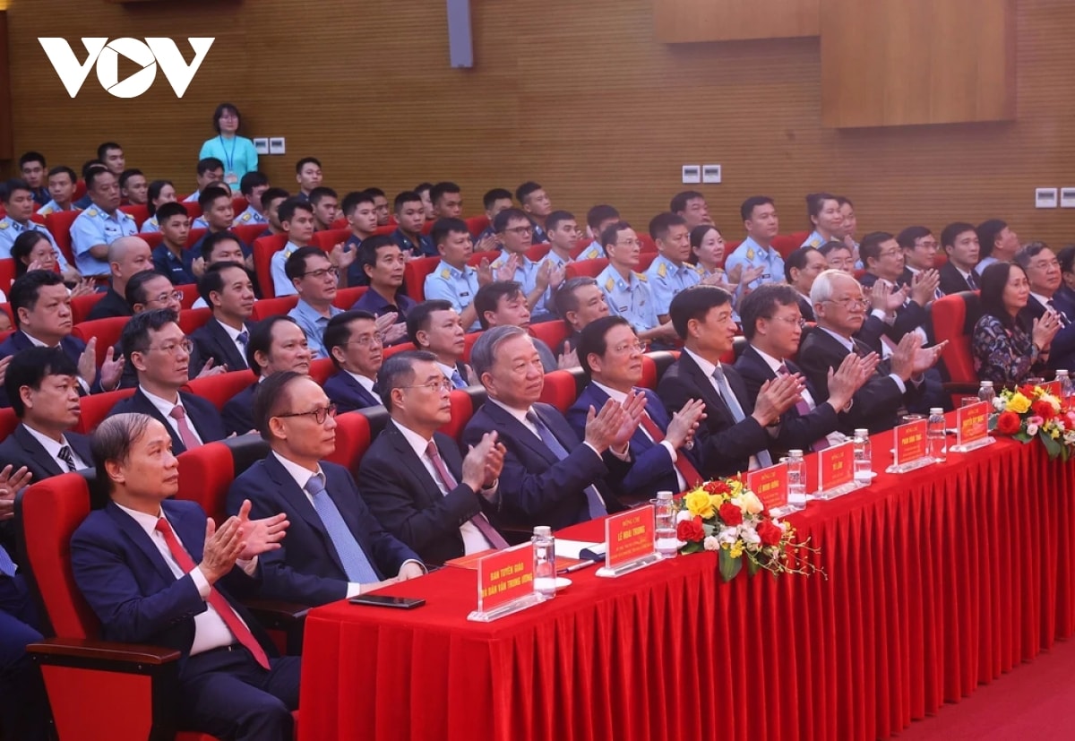 khai mạc triển lãm tổng bí thư nguyễn văn linh - cuộc đời và sự nghiệp hình ảnh 1 khai mac trien lam tong bi thu nguyen van linh - cuoc doi va su nghiep hinh anh 1