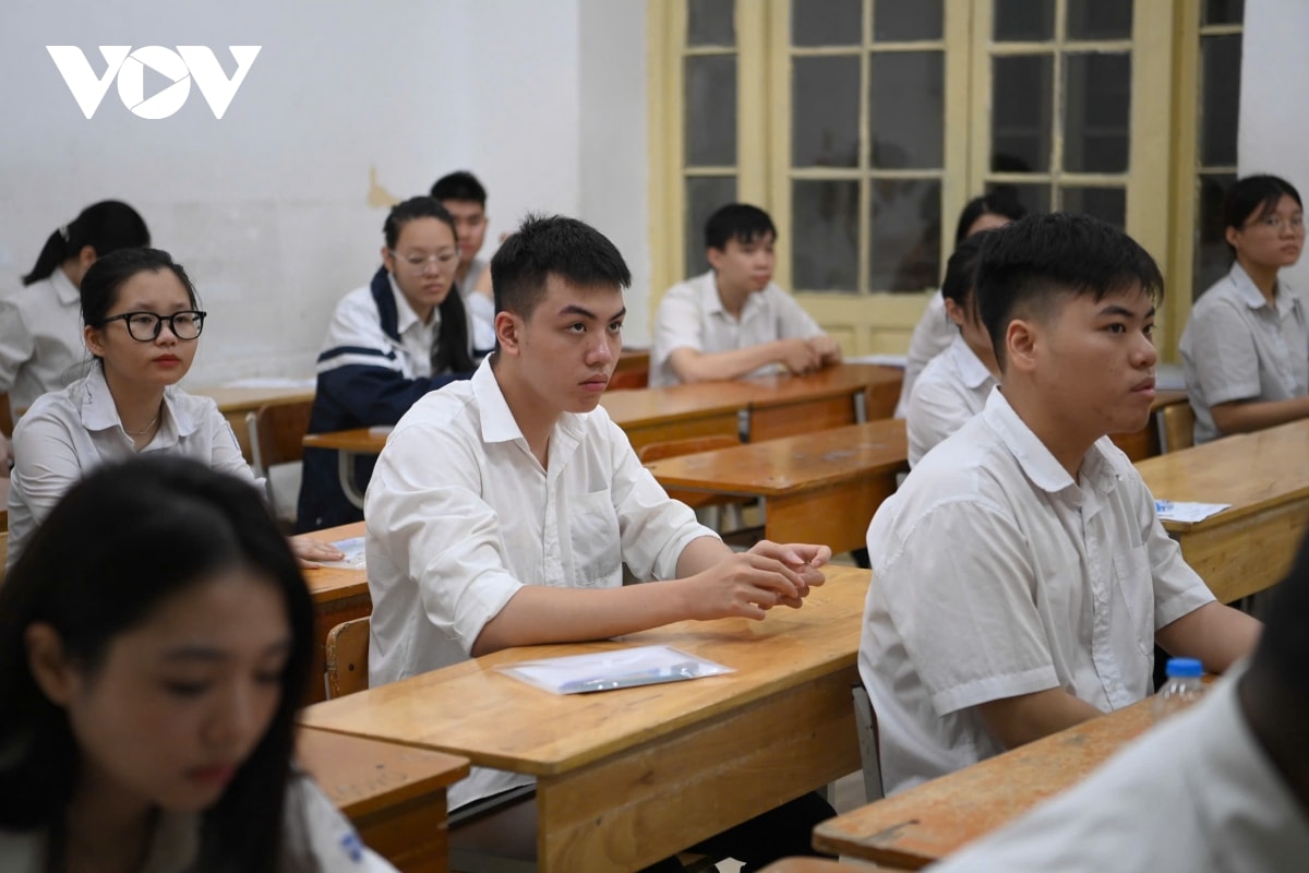 kỳ thi thpt 2025 Đổi mới giáo dục nhưng cần cân đối giữa dạy - học - thi hình ảnh 1 ky thi thpt 2025 Doi moi giao duc nhung can can doi giua day - hoc - thi hinh anh 1