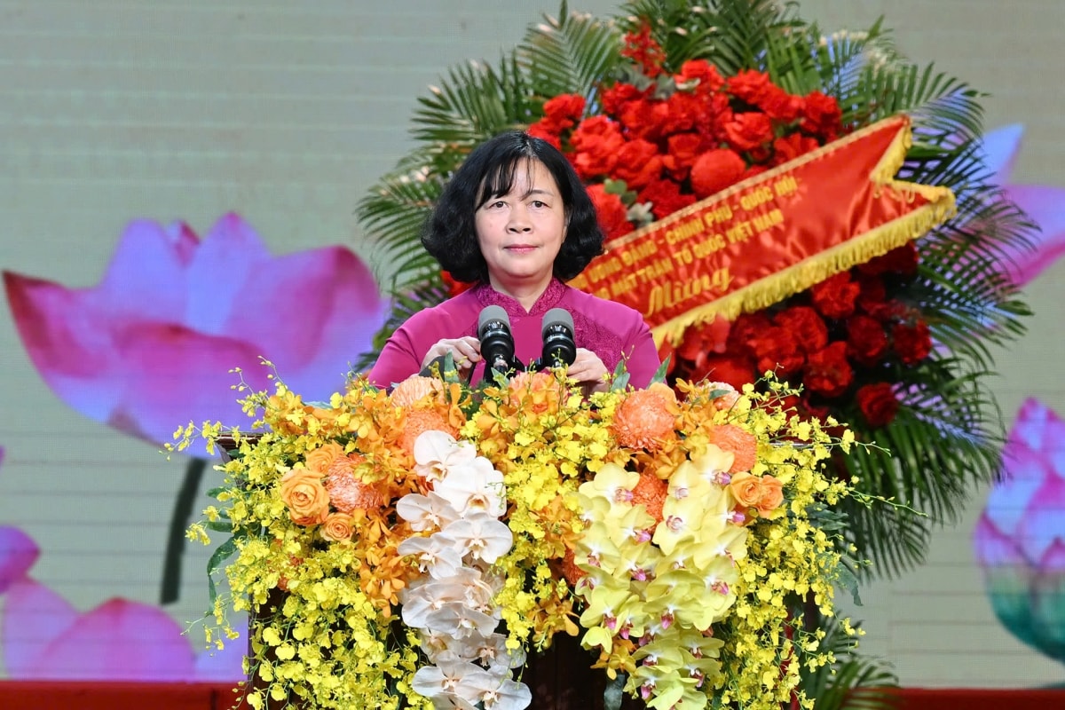 chủ tịch nước dự lễ công bố nghị quyết, quyết định về sắp xếp đơn vị hành chính của hà nội hình ảnh 2 chu tich nuoc du le cong bo nghi quyet, quyet dinh ve sap xep don vi hanh chinh cua ha noi hinh anh 2