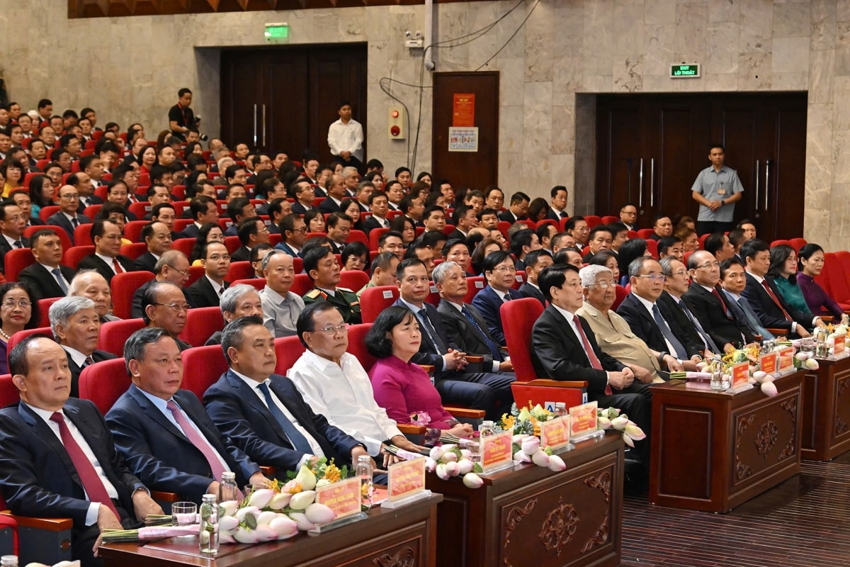 chủ tịch nước dự lễ công bố nghị quyết, quyết định về sắp xếp đơn vị hành chính của hà nội hình ảnh 5 chu tich nuoc du le cong bo nghi quyet, quyet dinh ve sap xep don vi hanh chinh cua ha noi hinh anh 5