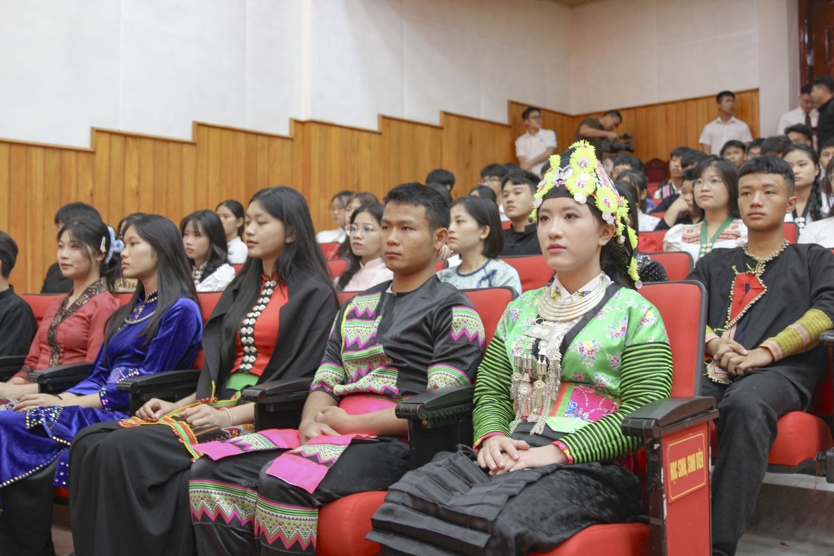 Điện biên công bố quyết định thành lập 45 xã, phường mới hình ảnh 2 Dien bien cong bo quyet dinh thanh lap 45 xa, phuong moi hinh anh 2