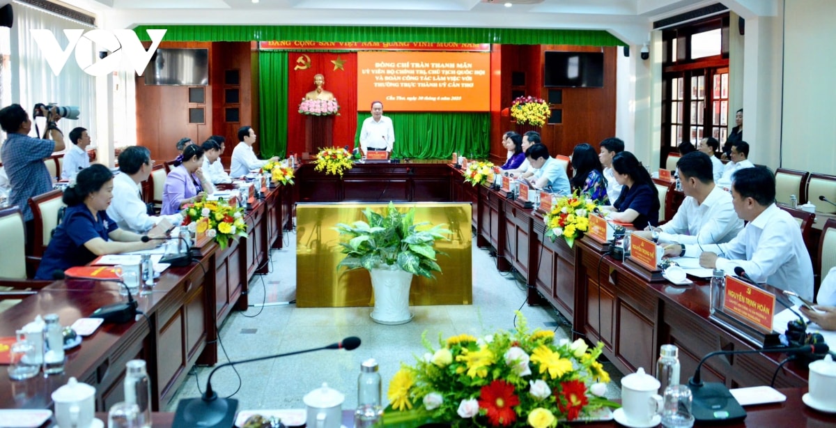 chủ tịch quốc hội không để ảnh hưởng, gián đoạn việc cung cấp các dịch vụ công cho người dân hình ảnh 1 chu tich quoc hoi khong de anh huong, gian doan viec cung cap cac dich vu cong cho nguoi dan hinh anh 1