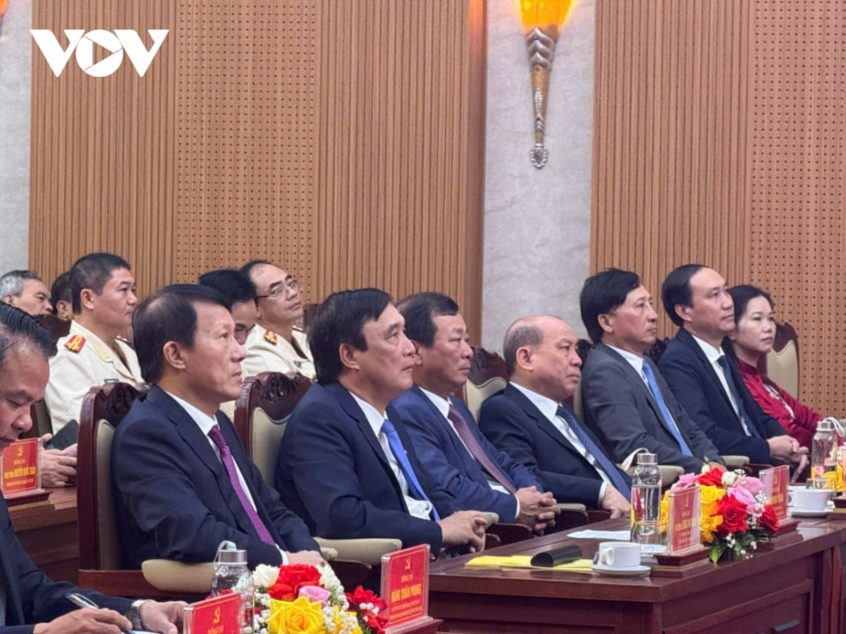 lanh dao Dang, nha nuoc du le cong bo cac nghi quyet, quyet dinh sap nhap don vi hanh chinh hinh anh 17