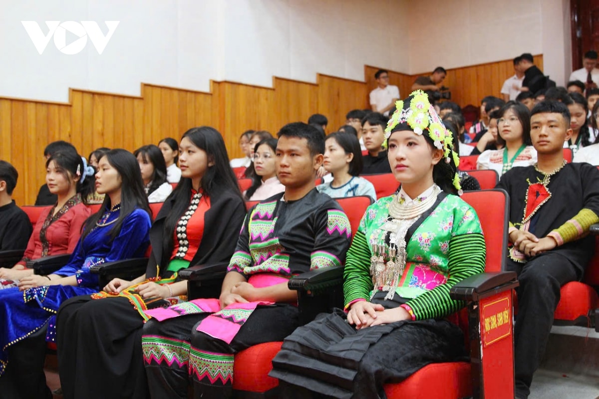 trực tiếp cả nước công bố sáp nhập đơn vị hành chính và chỉ định nhân sự hình ảnh 7 truc tiep ca nuoc cong bo sap nhap don vi hanh chinh va chi dinh nhan su hinh anh 7