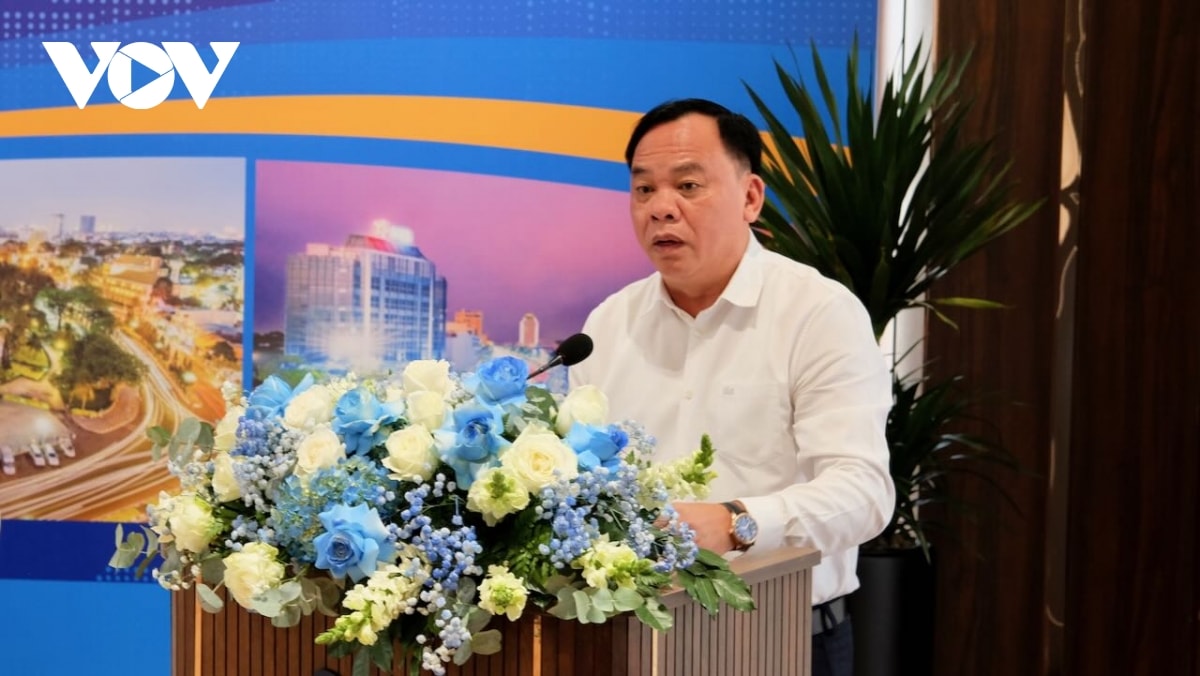 Ông võ tấn Đức giữ chức chủ tịch ubnd tỉnh Đồng nai mới hình ảnh 1 Ong vo tan Duc giu chuc chu tich ubnd tinh Dong nai moi hinh anh 1