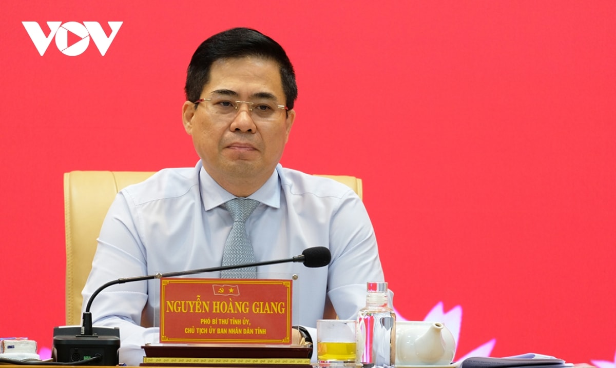 Ông nguyễn hoàng giang giữ chức chủ tịch ubnd tỉnh quảng ngãi mới hình ảnh 1 Ong nguyen hoang giang giu chuc chu tich ubnd tinh quang ngai moi hinh anh 1